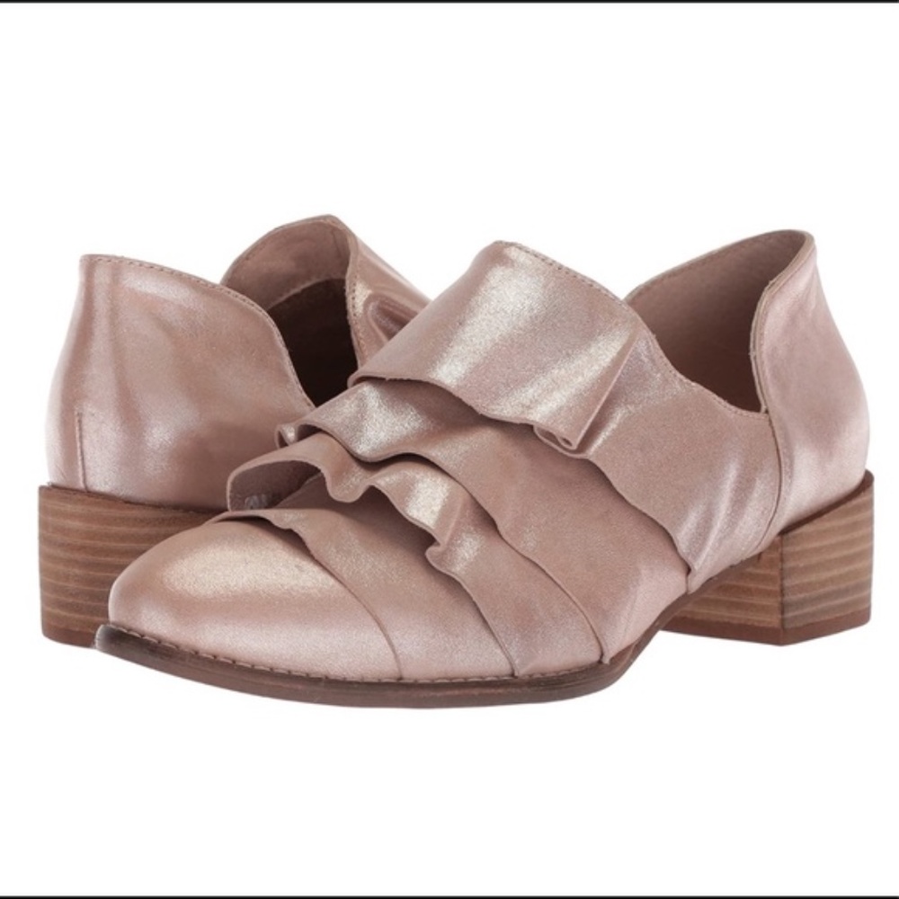 NEW Seychelles Open Mind Ruffle Booties 7.5 NWT